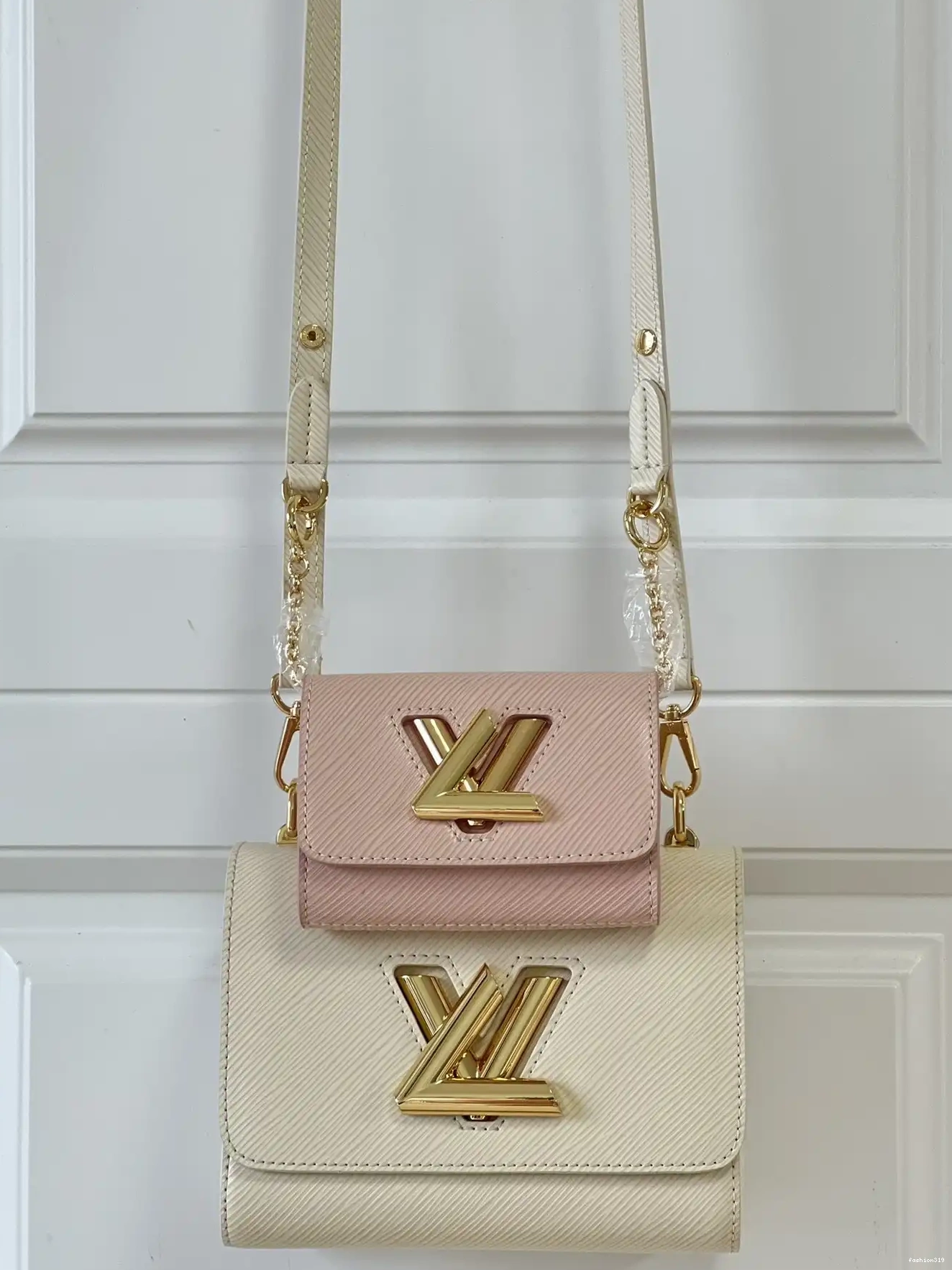 VUITTON LOUIS TWIST PM 0430